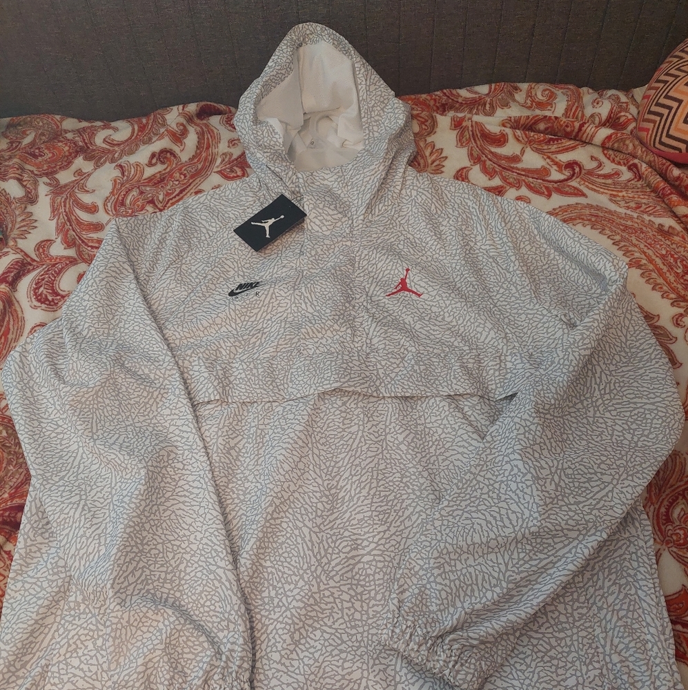 Jordan windbreaker